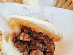 -闫家驴肉老店(华电一校店)