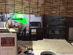 -邊城書店