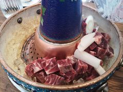 -毛辣果·贵州红酸汤牛肉火锅(西单店)