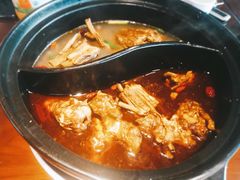 -亿诣蝎府炸酱面羊蝎子火锅(酷车小镇店)
