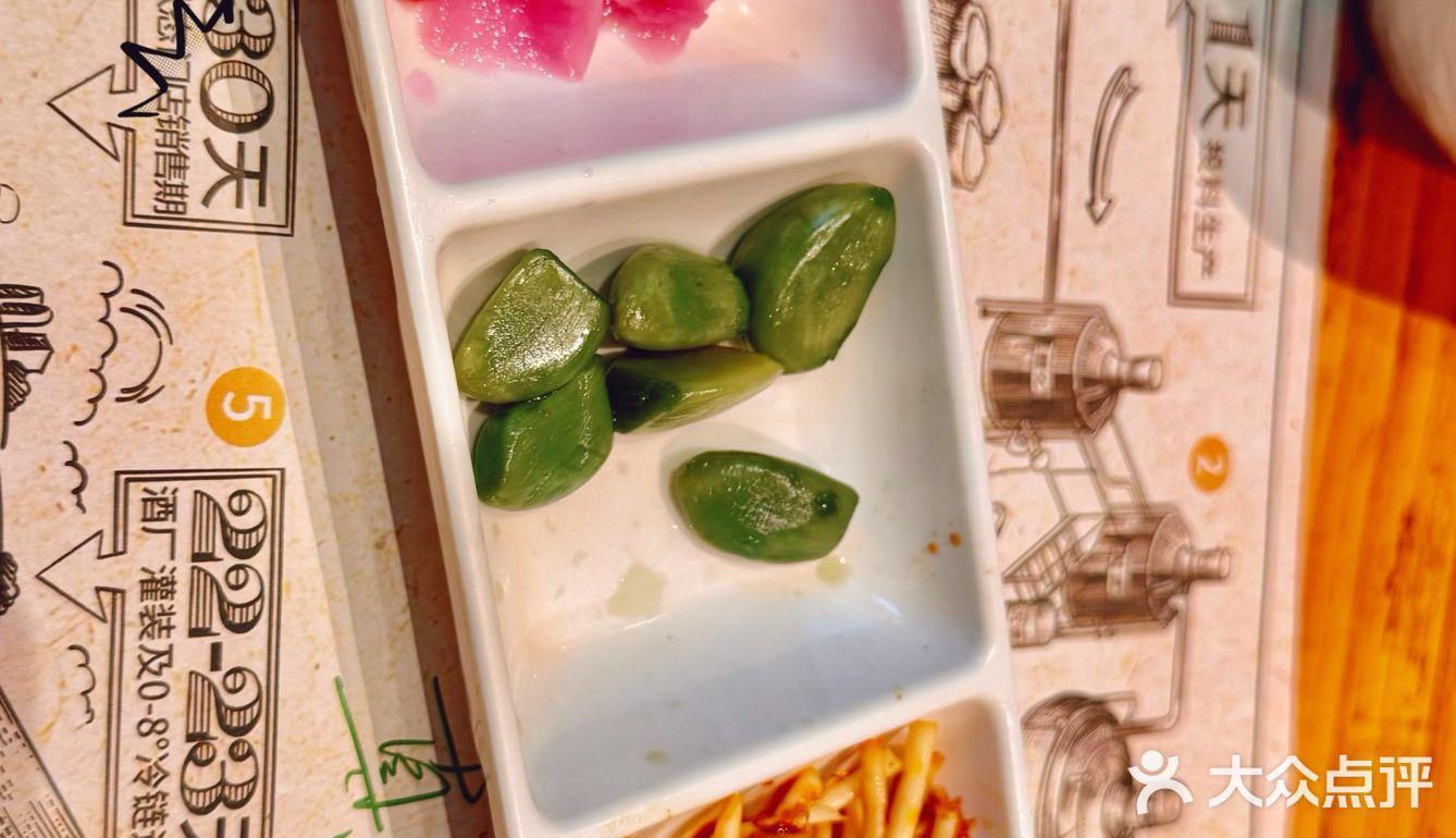 来一顿快乐小烧烤哇👉木屋烧烤🍖