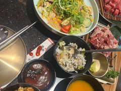 -韩烧牛中牛·甄选黑牛烤肉(黑金店)