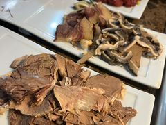 -乡土黄·鲜牛肉火锅·小龙虾(兴业街店)