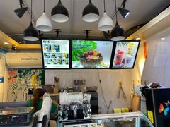 -津椰本·海南正宗椰奶清补凉(店一店)