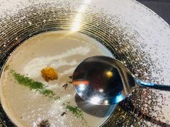 黑松露蘑菇汤-YUE·6·西式融合餐厅(外滩六号店)