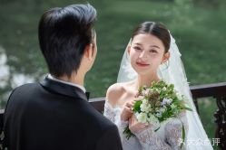 -第一夫人婚纱摄影(南京店)