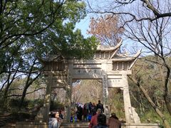 -灵岩山风景区