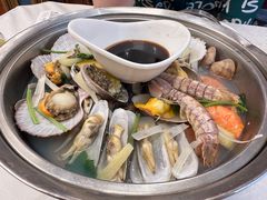 -品海楼·大连海胆锅贴馆(东港店)