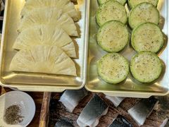 -围炉肉舍•炭烤活鳗•丹东海鲜烤肉(步行街店)