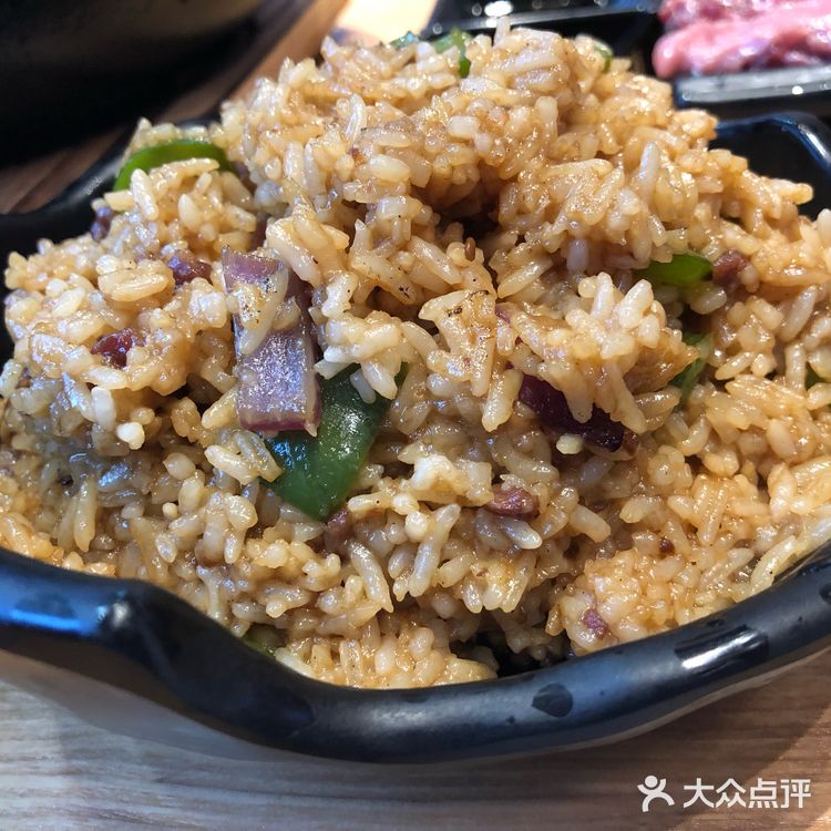 大浪特色炭火烧烤——热浪直卷全城！