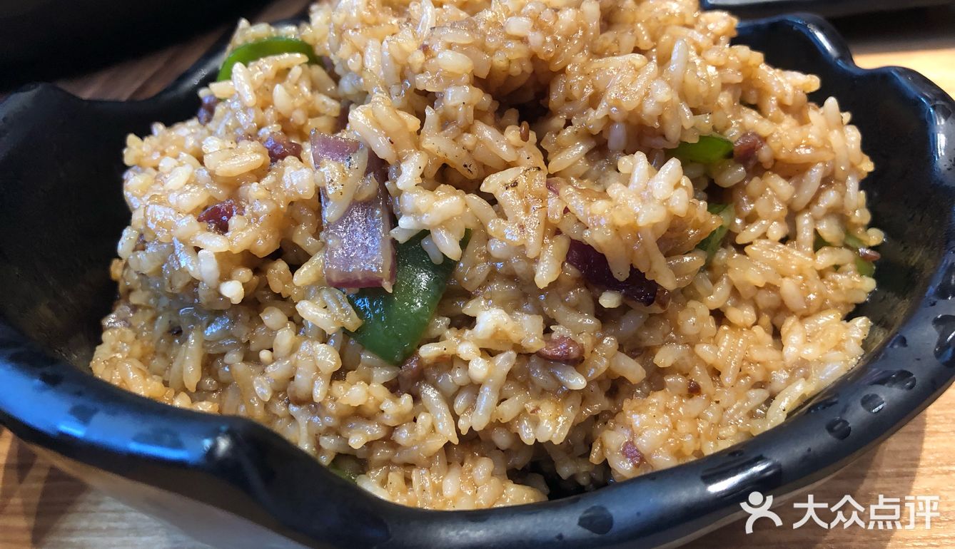 大浪特色炭火烧烤——热浪直卷全城！