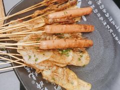 -何师烧烤·香辣蟹·川菜·30年老品牌(太古里旗舰店)