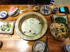 -滇香肴·云南菜蒸汽石锅鱼(云南北路店)