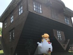 -金山农民画村-枫泾波兰倒置屋
