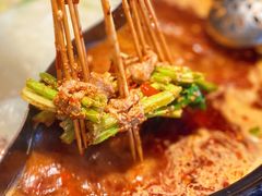 -两三事小郡肝串串香火锅(桂庙店)