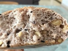 核桃饭饭-面包谷Grains n' Beans(九号公馆店)