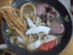牛肉拉面撒子双拼-胡同彭家老铺 新疆拉面