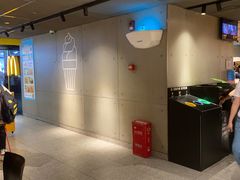 -麦当劳(中山公园龙之梦店)