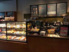 面包甜点陈列柜-星巴克(美丽华门市店)