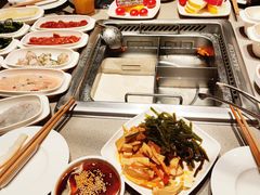 -海底捞火锅(金山百联店)