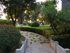-鹦鹉寺公园