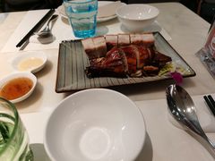 -港丽餐厅(高德置地店)