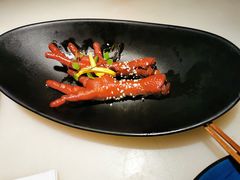 吮指鸡爪-桂满陇天书(南京德基旗舰店)