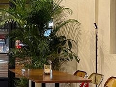 -Fridi Patisserie Cafe