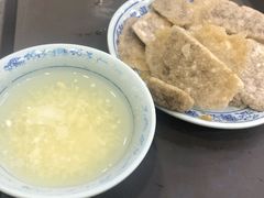 老北京炸灌肠-门框胡同百年卤煮(新街口店)