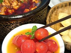 -万重锦·人文川菜馆(骡马市店)