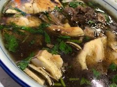 -赵氏牛肉罩火烧