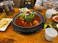-喇喇排骨火锅·传统韩式脊骨汤(望京西园总店)