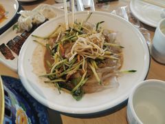 东北七彩大拉皮-关东小磨东北菜(上海长风大悦城店)