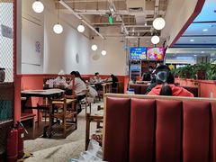 大堂-鸡遇虾煲干锅火锅(小寨金莎店)