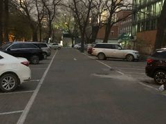 -国雅大厦-停车场