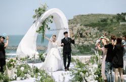 -花轿喜屋婚礼策划