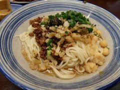 豌豆杂酱面-四季小馆·地道北京小吃(广百店)