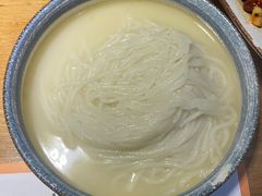 -九锅一堂酸菜鱼(学府凯德店)