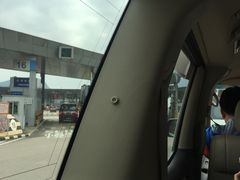-东荟城名店仓