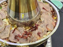 -撒拉人家.酸菜牦牛肉火锅