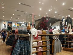 -优衣库(深圳万象天地旗舰店)