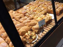 -Dough&Joe团憩(瑞虹天地月亮湾店)