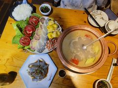 -民食香·腊排骨野生菌美食(木府店)