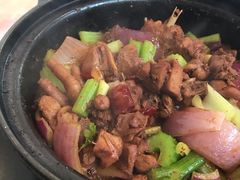 鸡公煲-宏大运餐厅(传媒大学店)