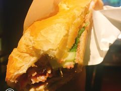 -Bánh Mì Huynh Hoa