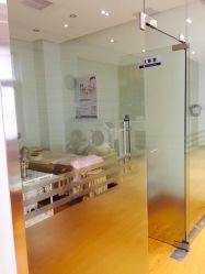 -苗方清颜专业祛痘养生