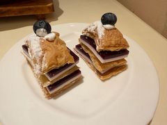 芝士蓝莓拿破仑-利苑酒家(宜安广场店)