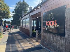 -12 Rocks Beach Bar Cafe
