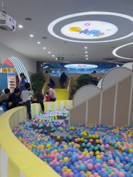 -月儿湾儿童游泳成长中心