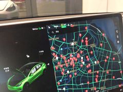 -TESLA 特斯拉(上海太古汇体验店)